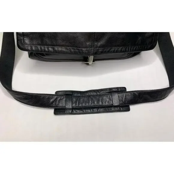 Levenger Black Large Leather Flap Messenger Commuter Bag P81 - Picture 6 of 15